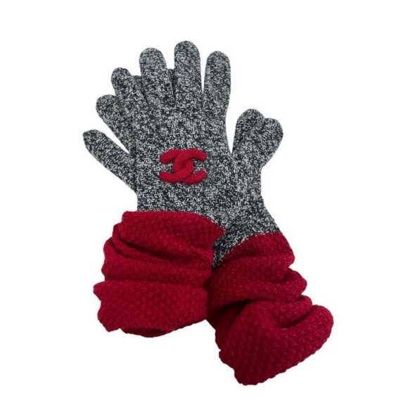 Authentic CHANEL Gloves CC Logo Cashmere Grey Red Knit Winter - Picture 1 of 6